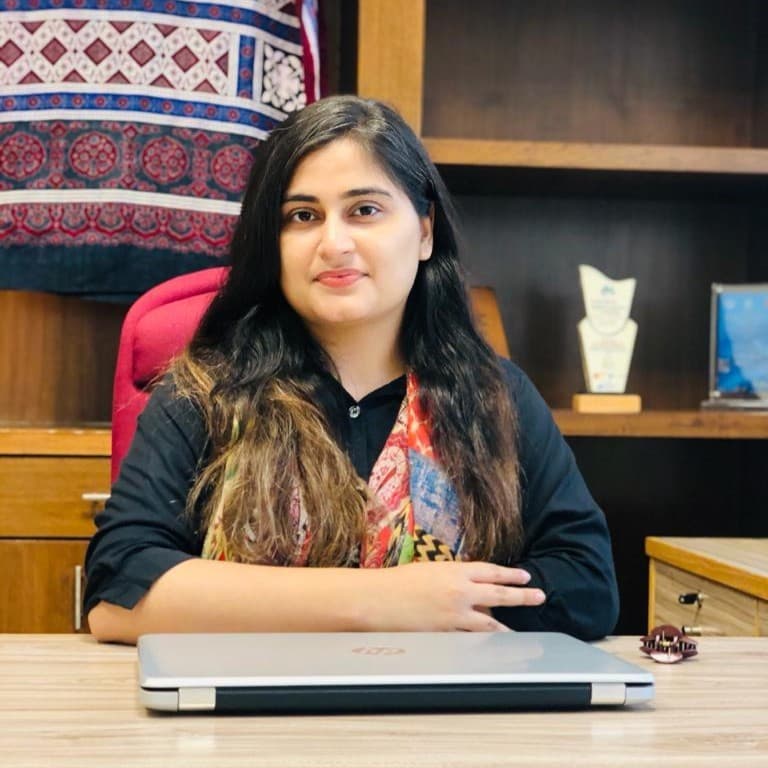 Photo of Priya Shrivastav, IIT